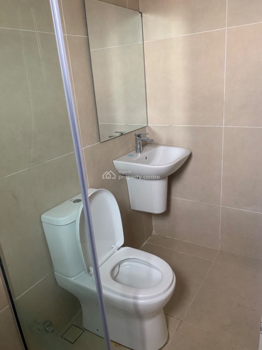 Serviced 3 Bedroom Apartments with Bq, Lekki Phase 1, Lekki, Lagos, Flat / Apartment for Rent