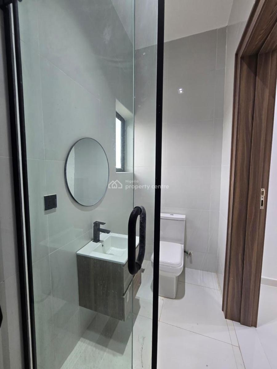 4-bedroom Maisonette with Bq, Pool, Gym & Elevator -- Back Unit, Lekki Phase 1, Lekki, Lagos, Flat / Apartment for Sale