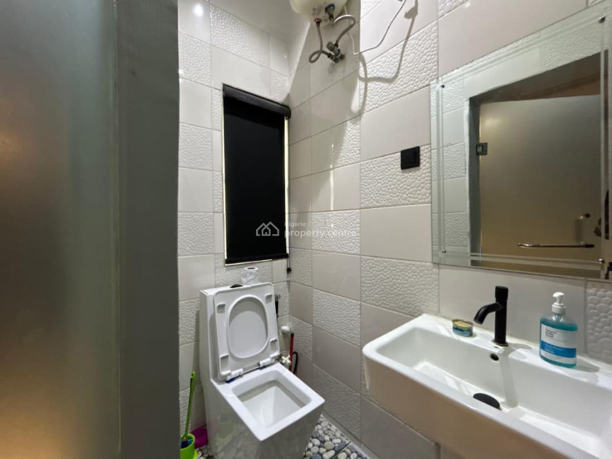 Well Furnished 1-bedroom, Lekki Phase 1, Lekki, Lagos, Flat / Apartment Short Let
