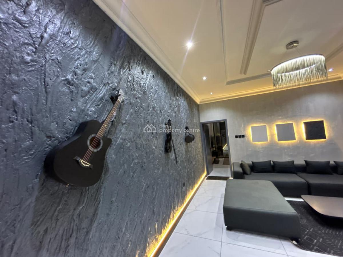 Well Furnished 1-bedroom, Lekki Phase 1, Lekki, Lagos, Flat / Apartment Short Let