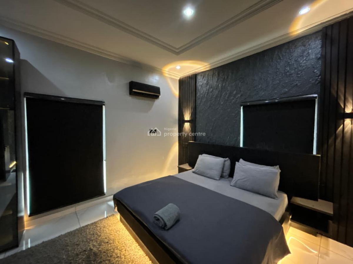 Well Furnished 1-bedroom, Lekki Phase 1, Lekki, Lagos, Flat / Apartment Short Let