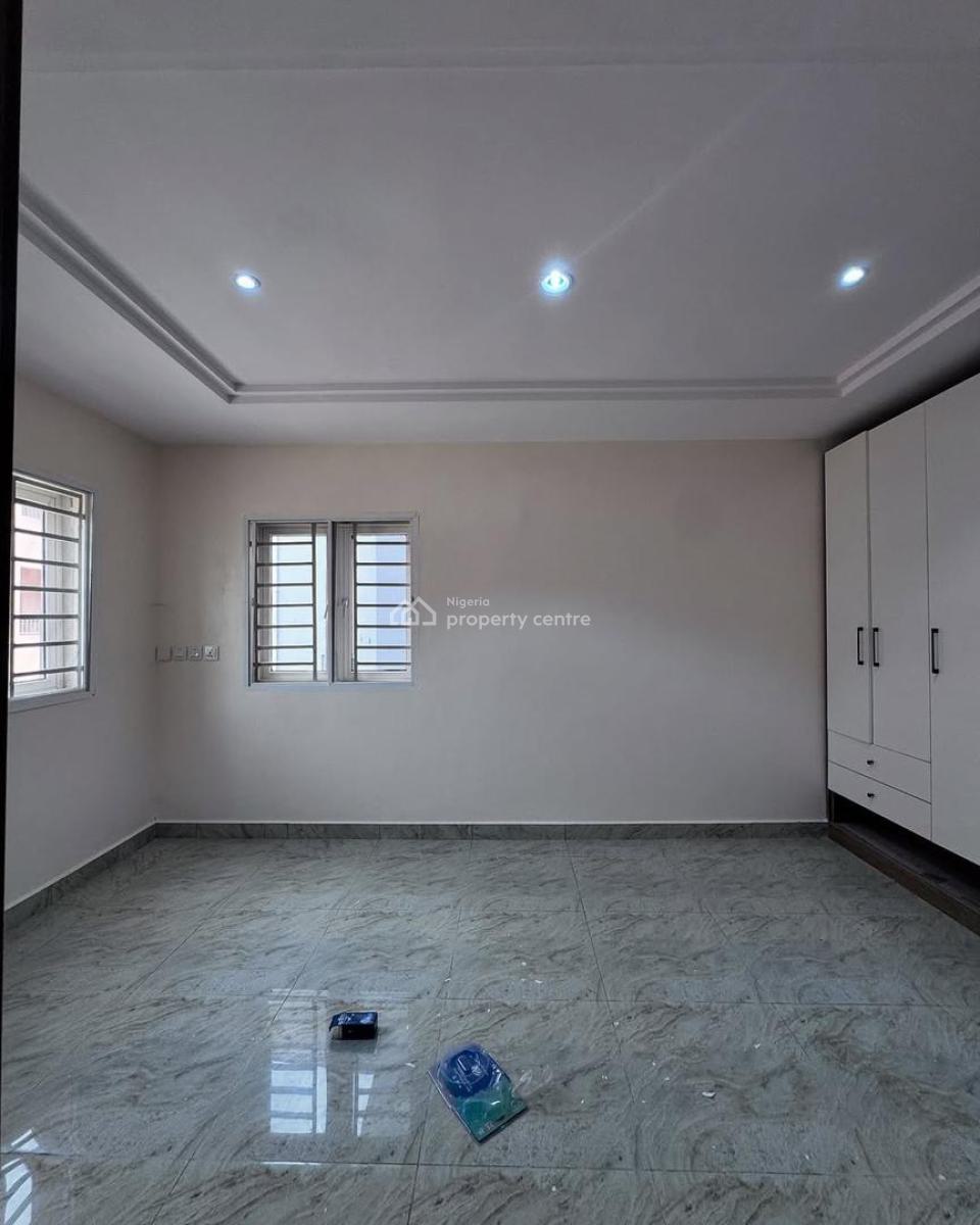 Tastefully Finished 3 Bedroom Flat in a Nice Area with Tarred Roads, Jahi, Abuja, Flat / Apartment for Rent