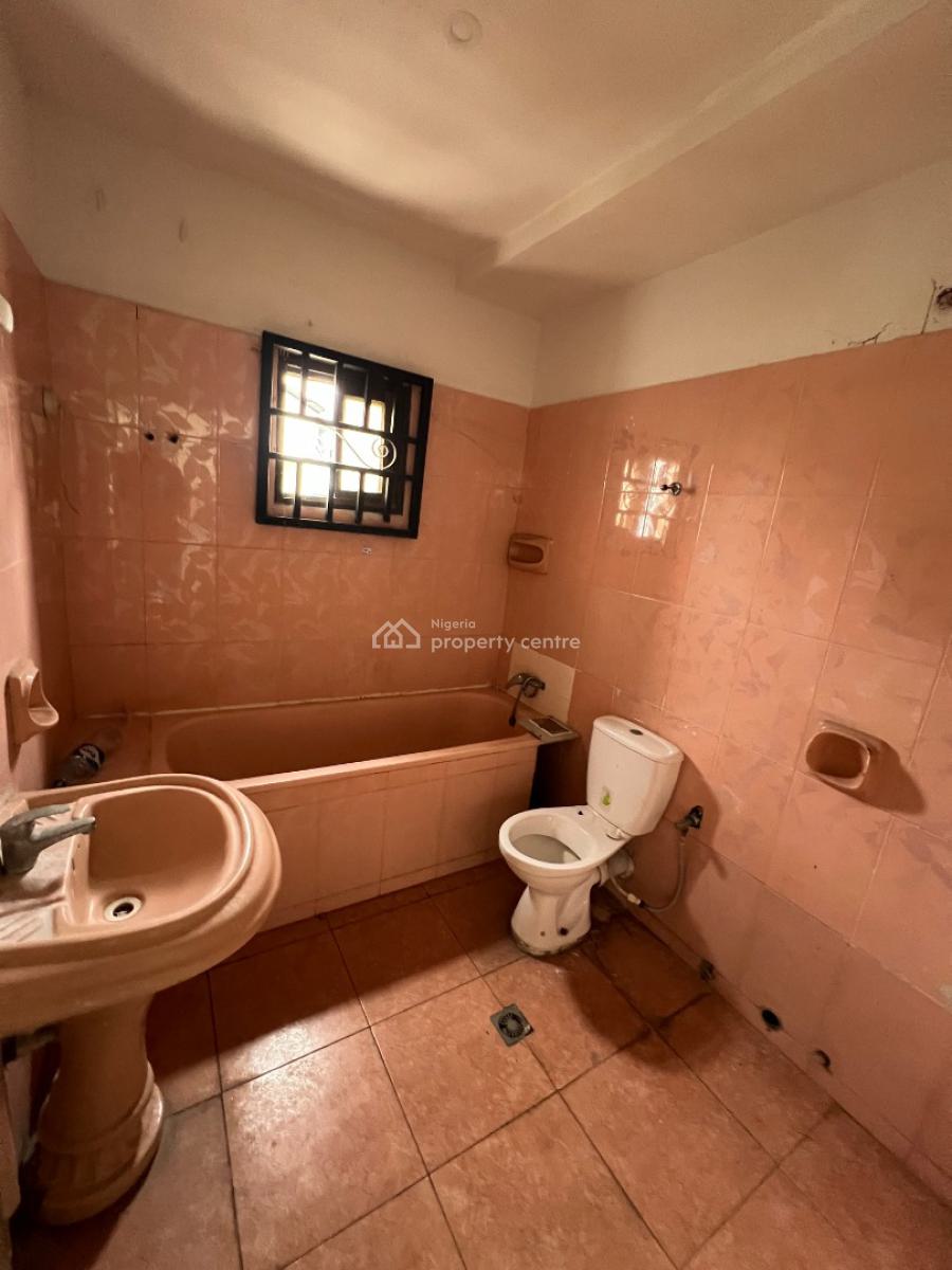 Shop Space Available, Lekki Phase 1, Lekki, Lagos, Commercial Property for Rent