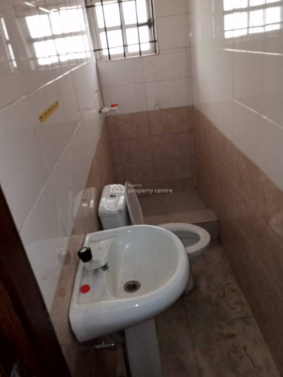 Portable 2 Bedroom Flat Apartment, Gra Phase 1, Magodo, Lagos, Flat / Apartment for Rent