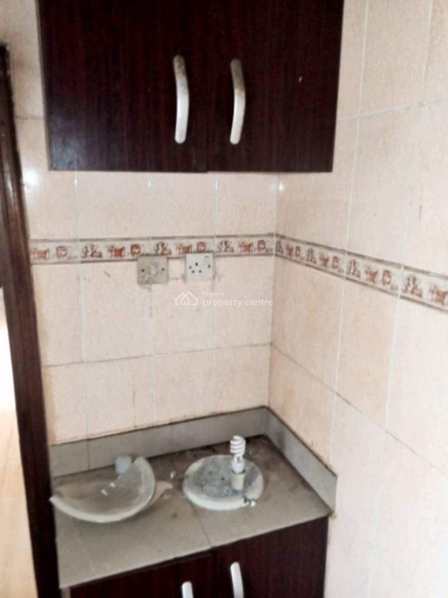 Portable 2 Bedroom Flat Apartment, Gra Phase 1, Magodo, Lagos, Flat / Apartment for Rent