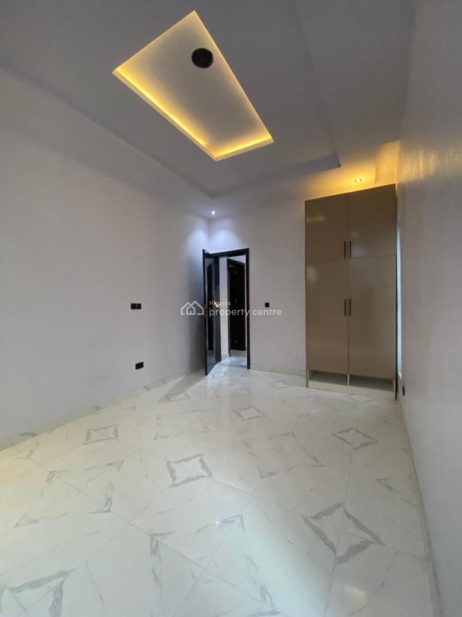 a Luxurious 5 Bedroom Duplex with Bq in a Beautiful Estate, Lekki, Lagos, Detached Duplex for Sale