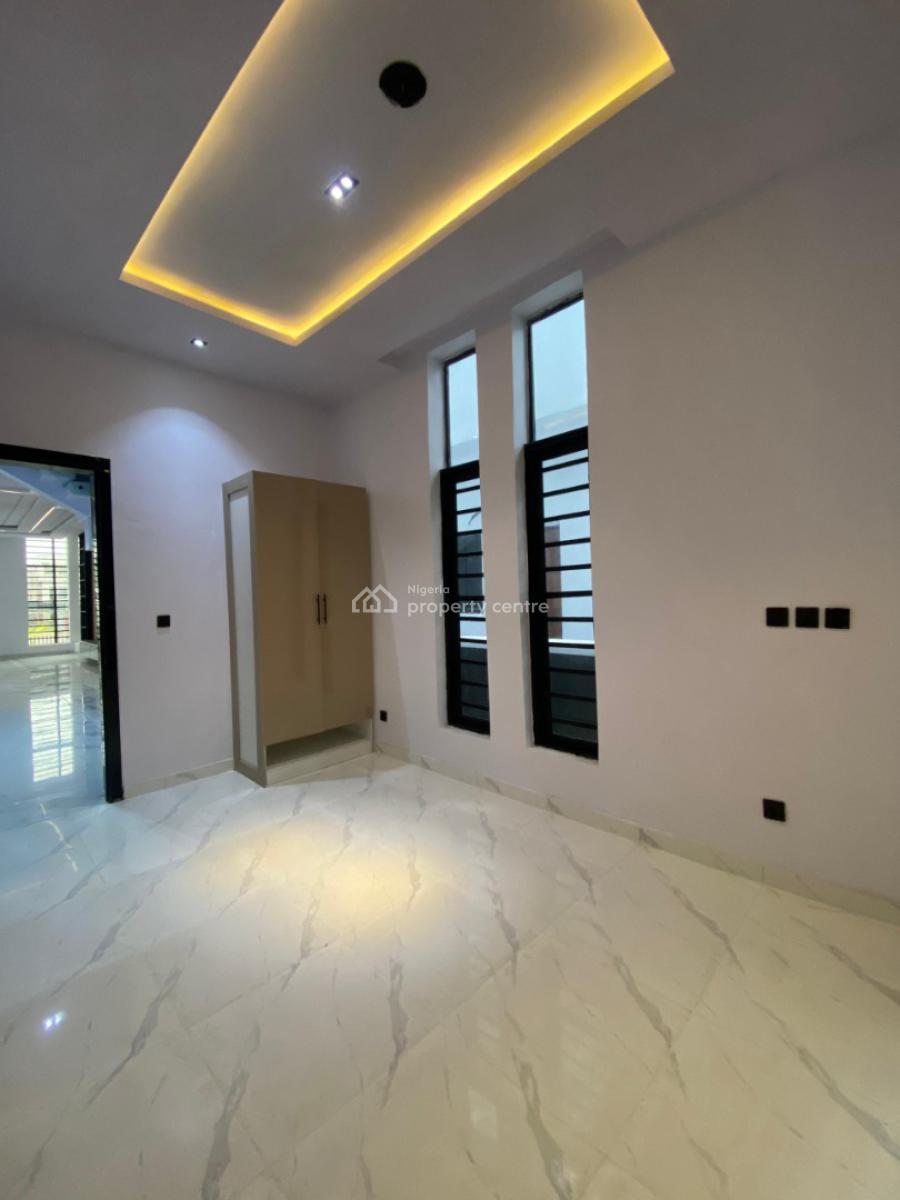 a Luxurious 5 Bedroom Duplex with Bq in a Beautiful Estate, Lekki, Lagos, Detached Duplex for Sale