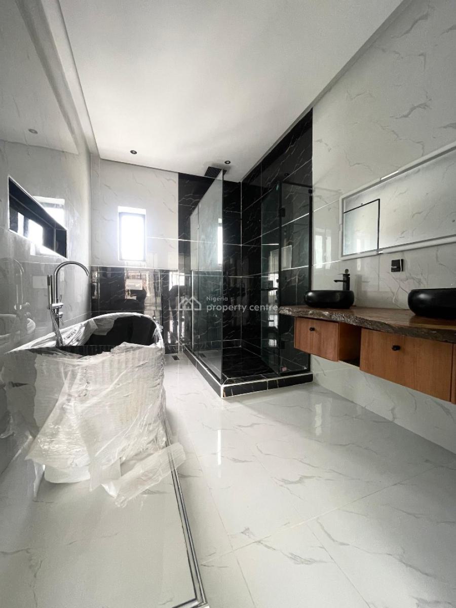 5 Bedroom Fully Detached with Bq, Lekki, Lagos, Detached Duplex for Sale