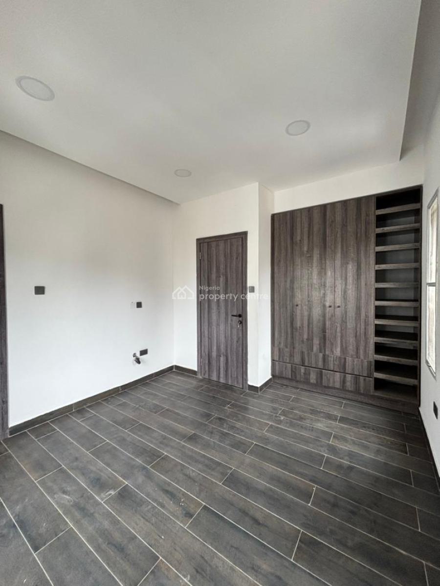 3 Bedroom Flat with a Bq, Osapa, Lekki, Lagos, Flat / Apartment for Sale