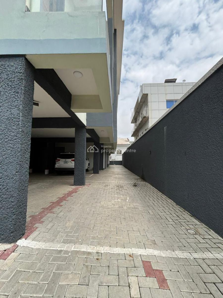 3 Bedroom Flat with a Bq, Osapa, Lekki, Lagos, Flat / Apartment for Sale