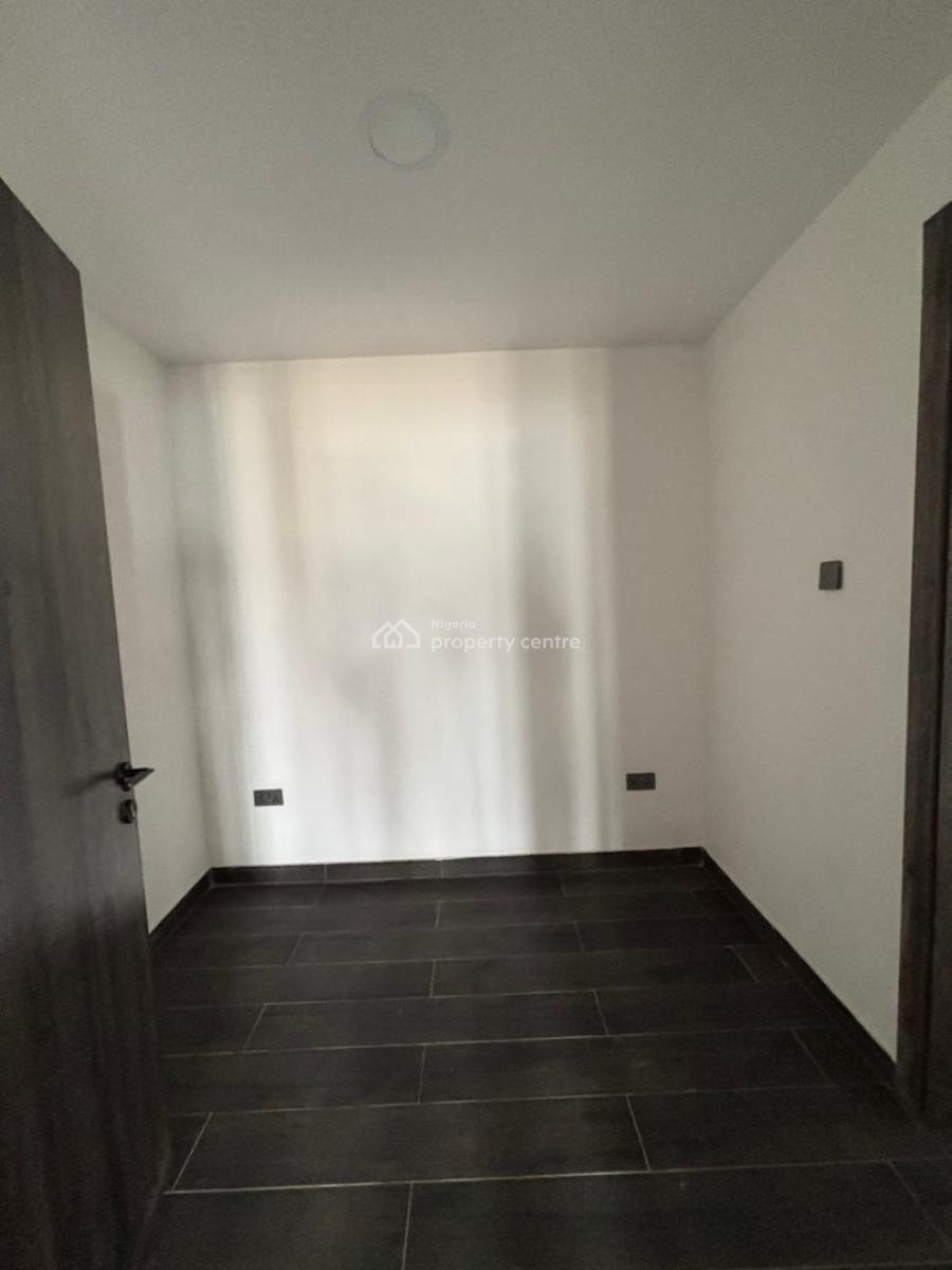 3 Bedroom Flat with a Bq, Osapa, Lekki, Lagos, Flat / Apartment for Sale