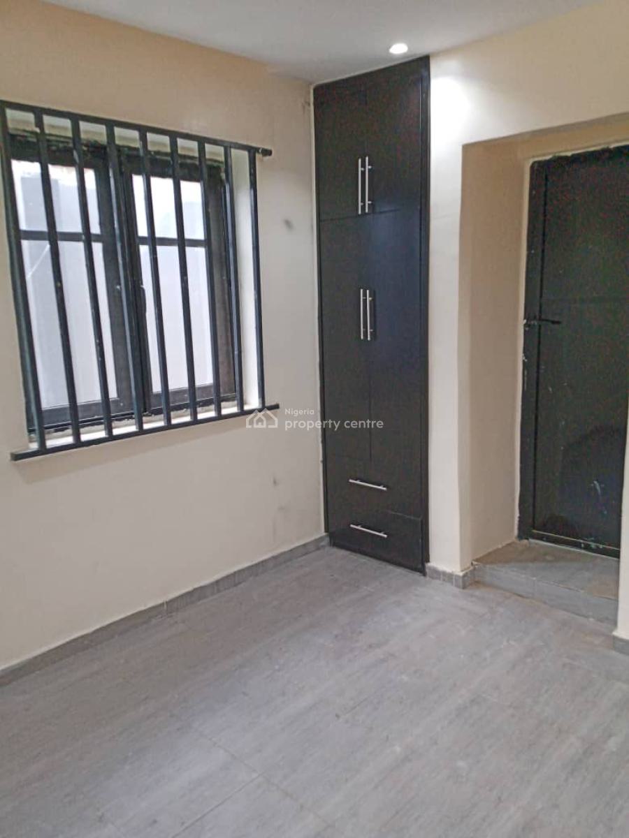 3 Bedroom Semi Detached Bungalow, Jakande, Oke Afa, Isolo, Lagos, Semi-detached Bungalow for Rent