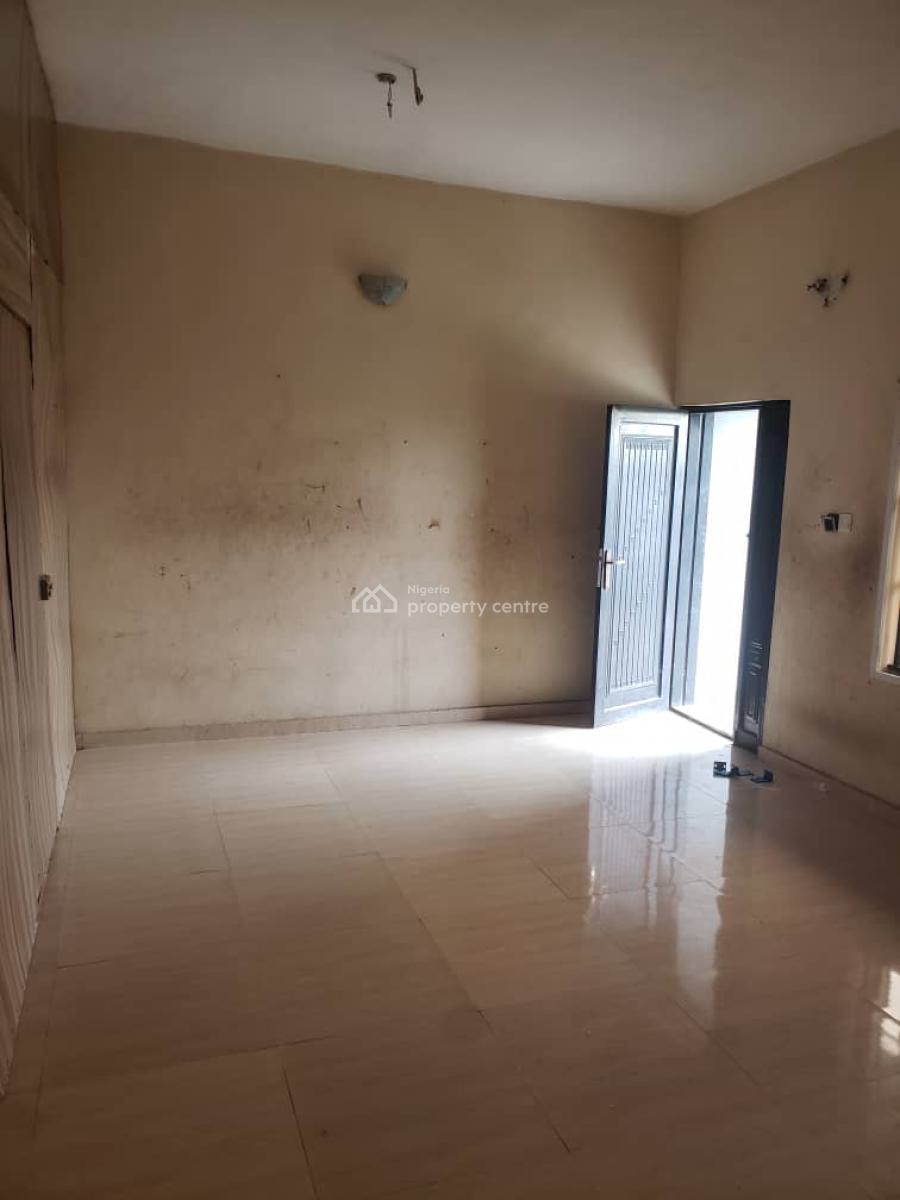 a Sharp and Spacious Room Available in a Shared Apartment, Ado, Ajah, Lagos, Flat / Apartment for Rent