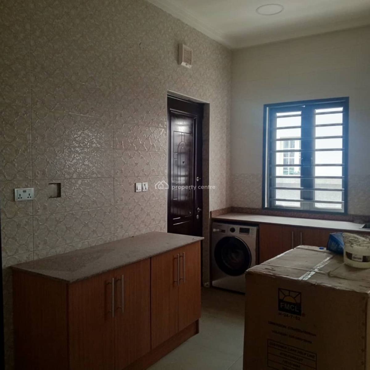Luxury 5 Bedroom Fully Detached Duplex, Carlton Gate Estate, Chevron Drive, Lekki, Lagos, Detached Duplex for Sale