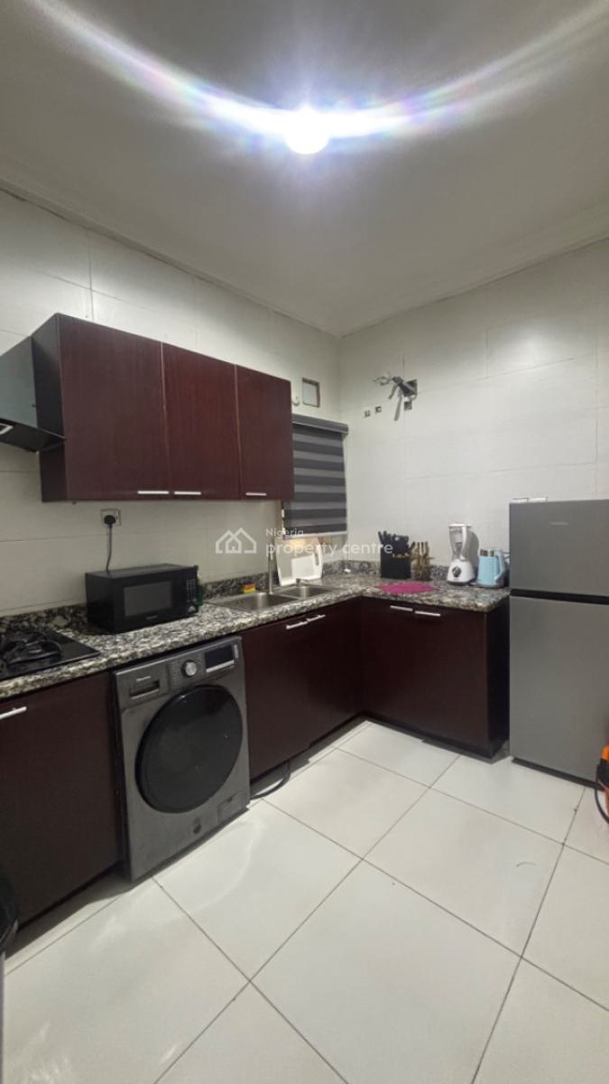 Beautiful Luxury 2 Bedroom Apartment with Elevator, Off Admiralty Way, Lekki Phase 1, Lekki, Lagos, Flat / Apartment for Rent