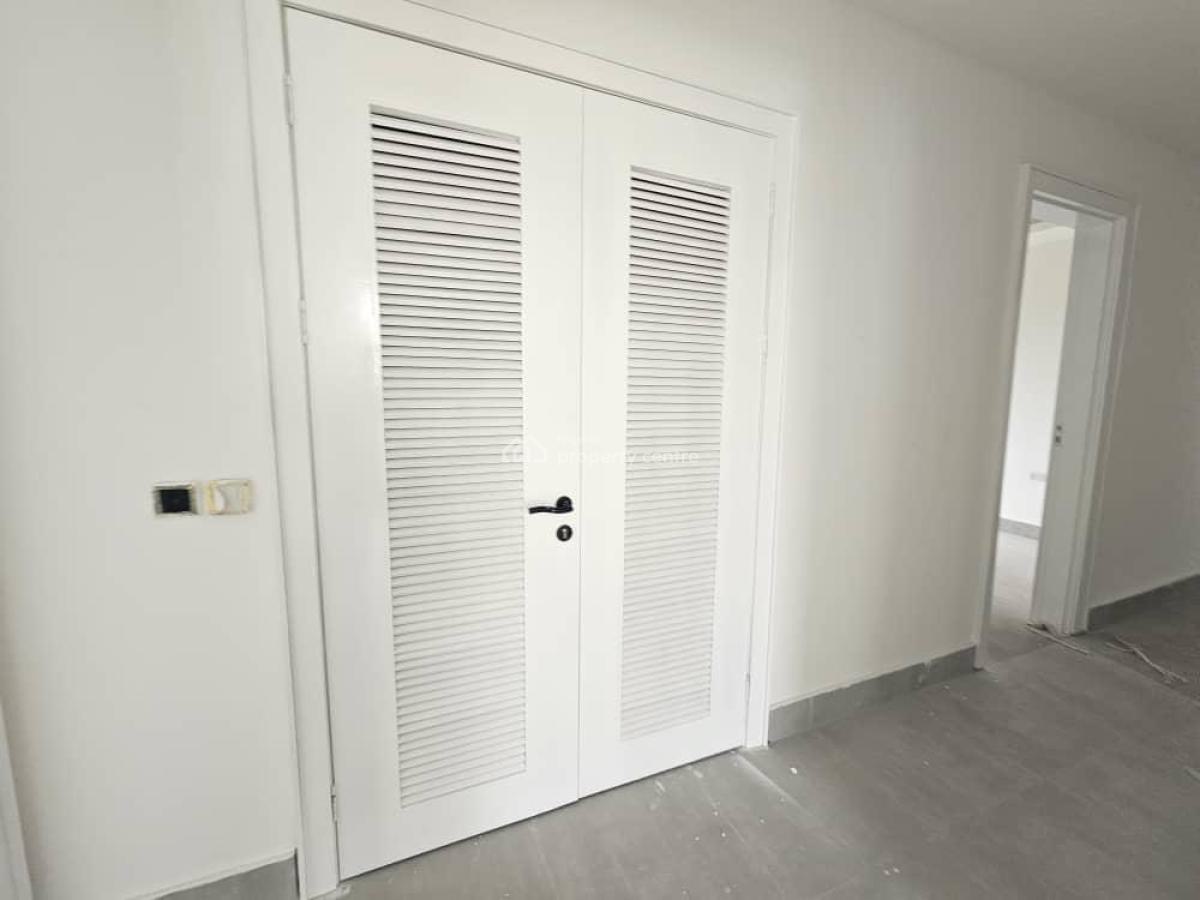 Luxury 4 Bedroom Apartment with Bq, Swimming Pool, Gym, Elevator, Etc, Banana Island, Ikoyi, Lagos, Flat / Apartment for Rent