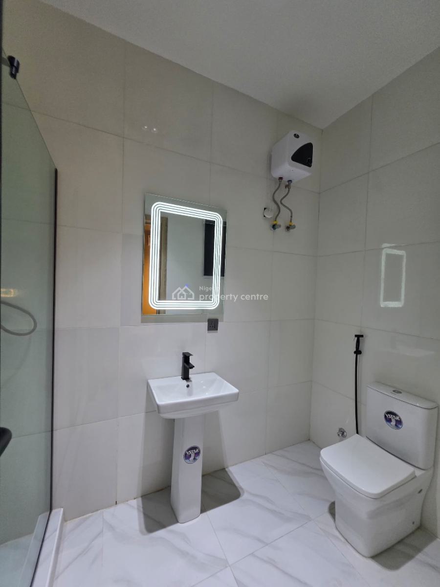 Luxury 2 Bedroom Apartment, Lekki Phase 1, Lekki, Lagos, Flat / Apartment Short Let