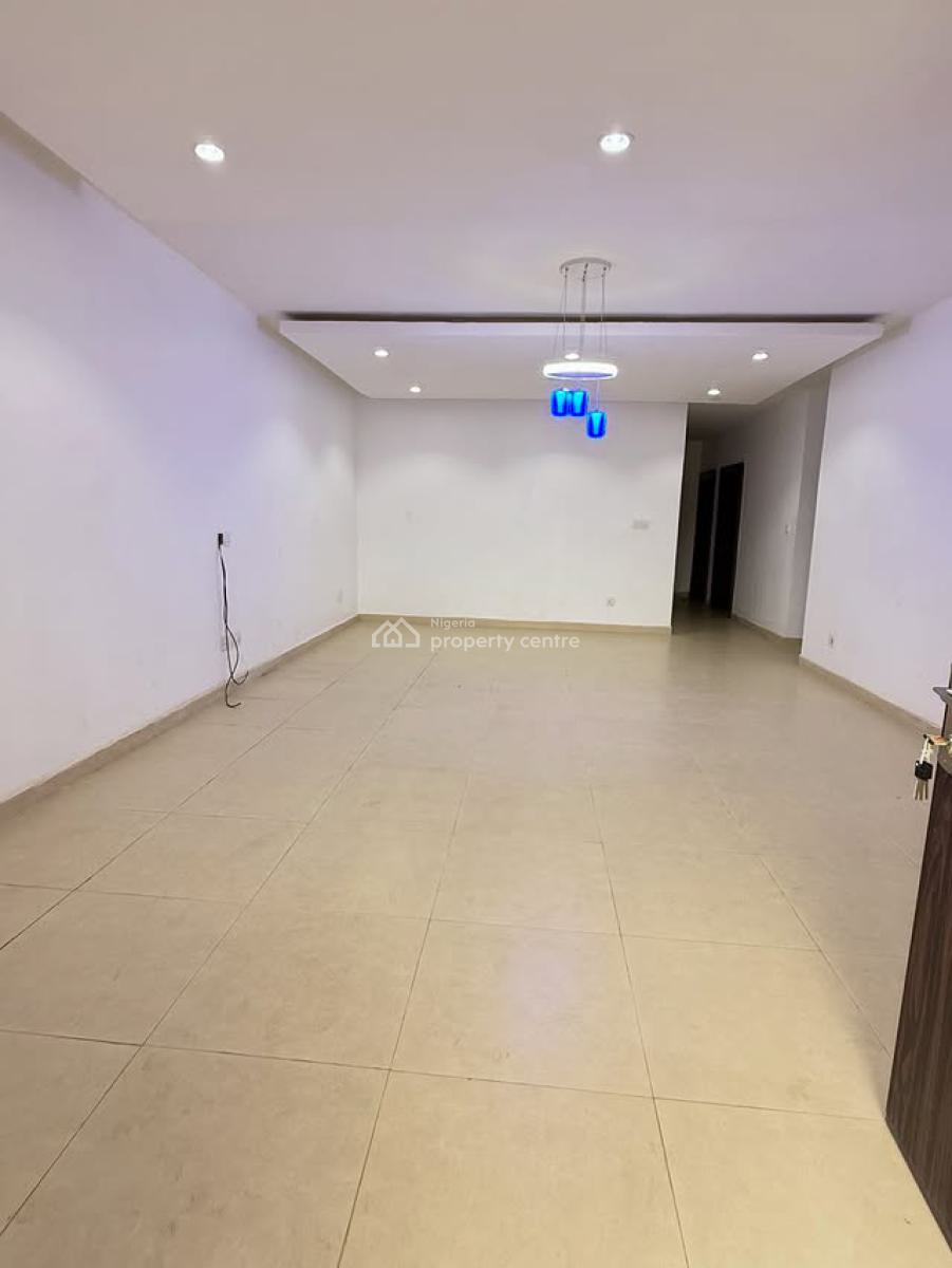 Tastefully Finished 3 Bedroom Flat in a Nice with Tarred Roads, Jahi, Abuja, Flat / Apartment for Rent