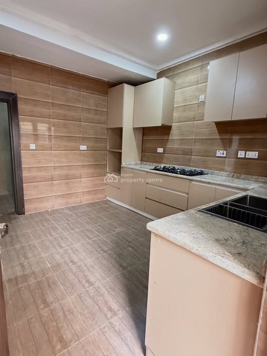 Tastefully Finished 3 Bedroom Flat in a Nice with Tarred Roads, Jahi, Abuja, Flat / Apartment for Rent