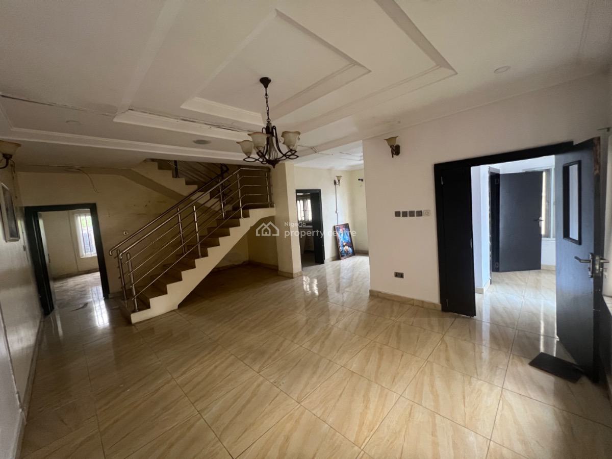 Spacious 6 Bedroom Semi-detached House, Ikate, Lekki, Lagos, Semi-detached Duplex for Rent