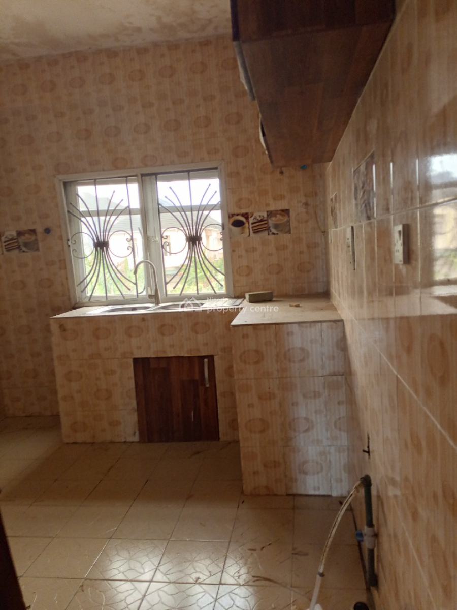 Spacious 3 Bedroom Apartment, Off Mobil Road, Ajah, Lagos, Flat / Apartment for Rent