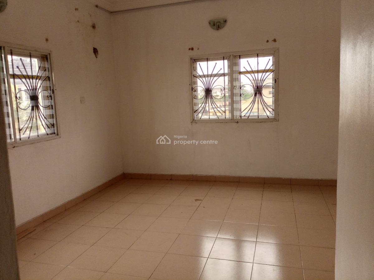 Spacious 3 Bedroom Apartment, Off Mobil Road, Ajah, Lagos, Flat / Apartment for Rent