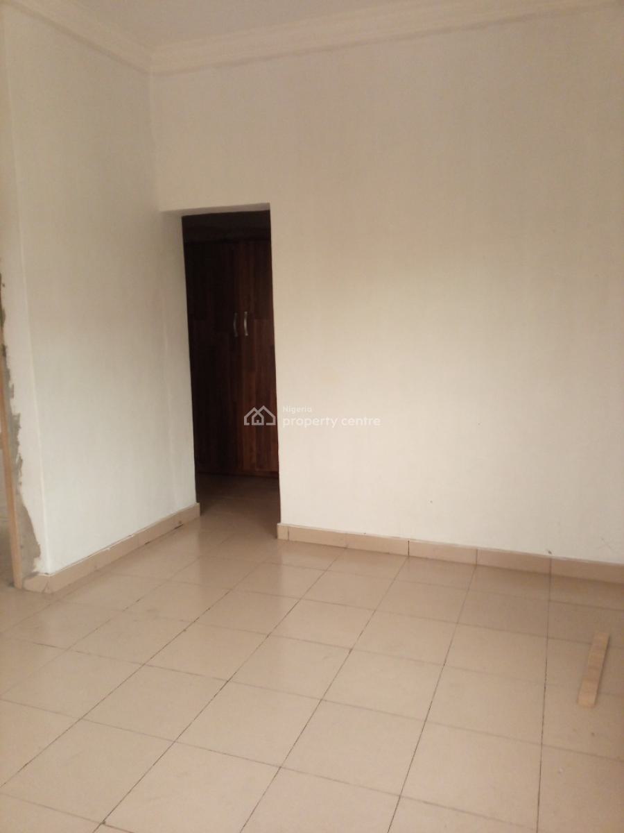Spacious 3 Bedroom Apartment, Off Mobil Road, Ajah, Lagos, Flat / Apartment for Rent
