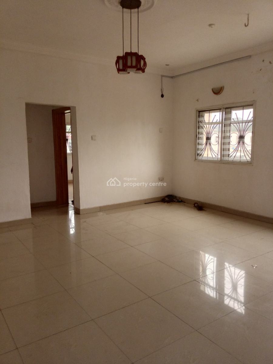 Spacious 3 Bedroom Apartment, Off Mobil Road, Ajah, Lagos, Flat / Apartment for Rent