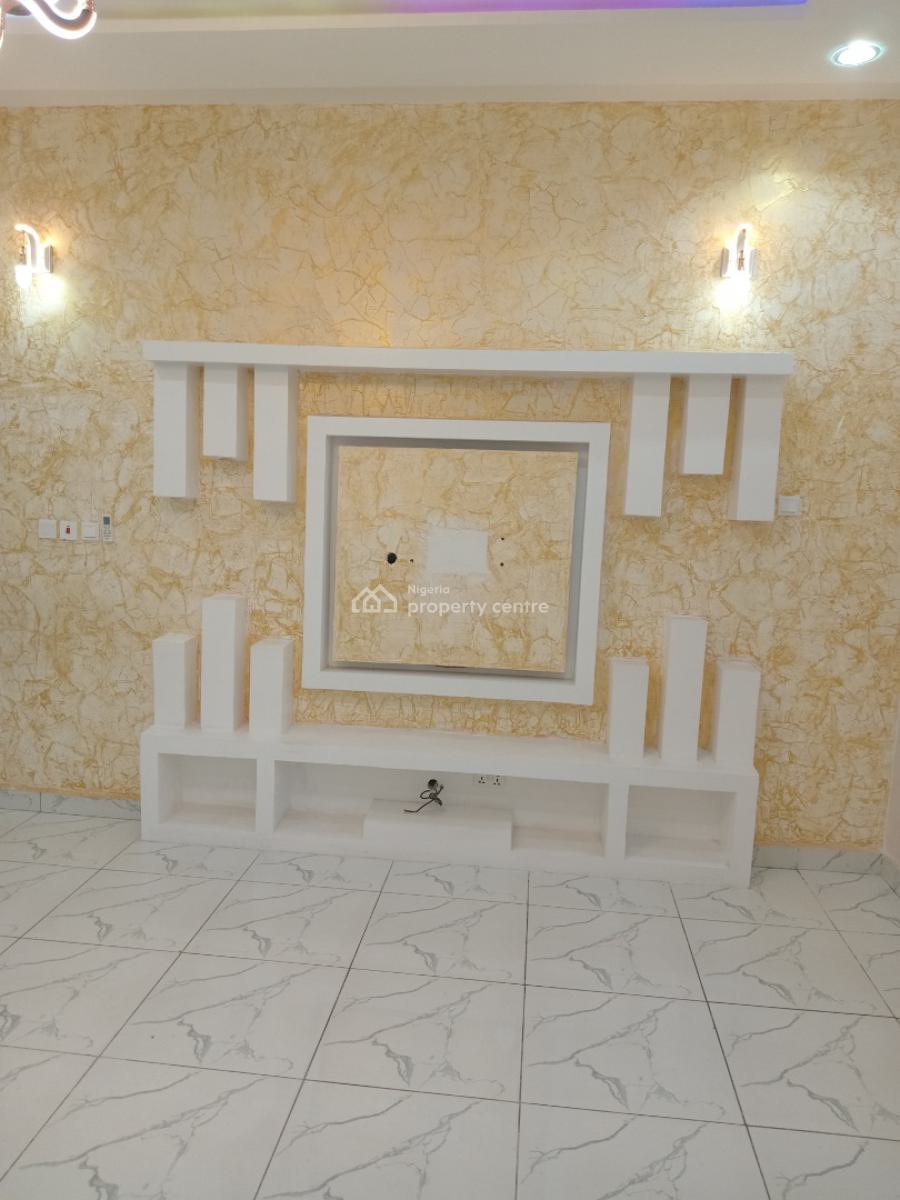a Well-built Spacious 4bedroom Semi-detached Duplex, Jahi District ( Video of The House Is Attached), Jahi, Abuja, Semi-detached Duplex for Rent