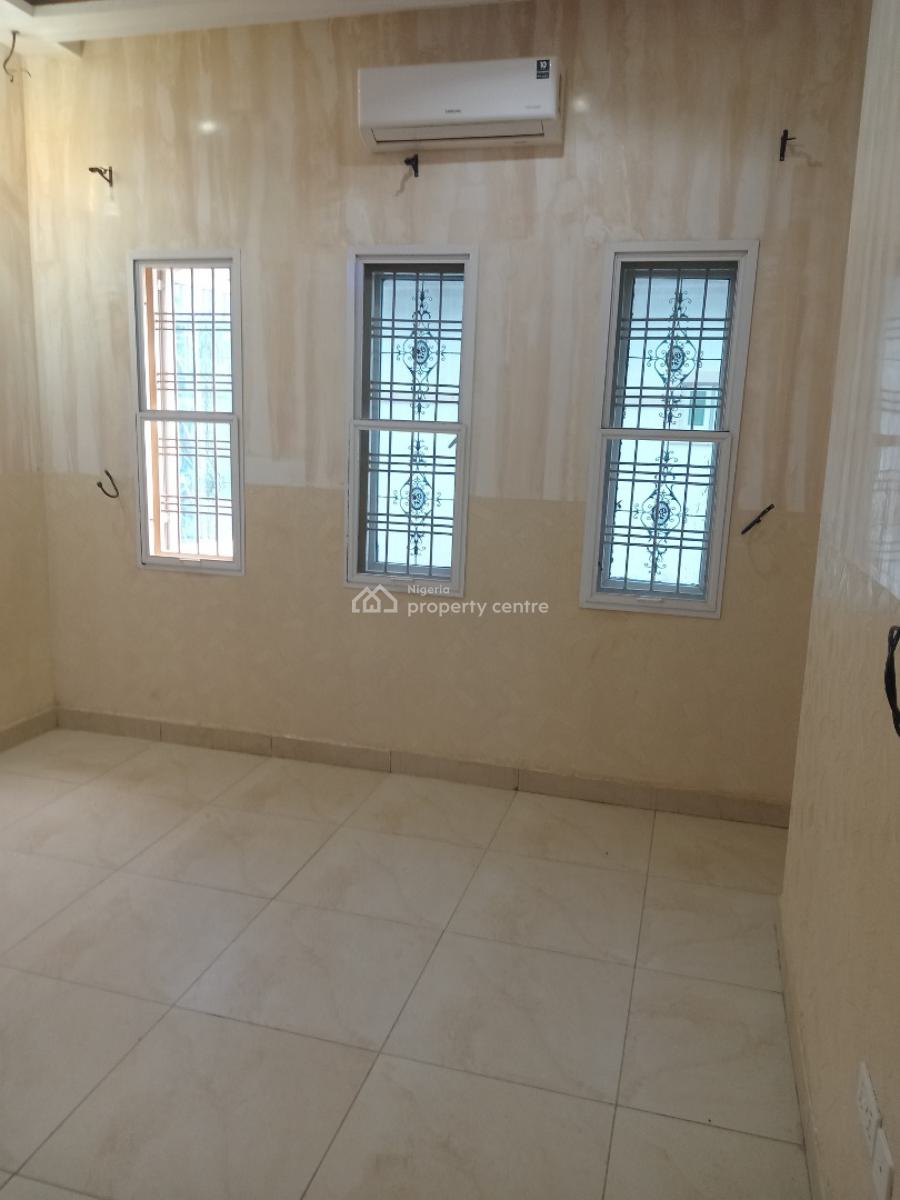a Well-built Spacious 4bedroom Semi-detached Duplex, Jahi District ( Video of The House Is Attached), Jahi, Abuja, Semi-detached Duplex for Rent