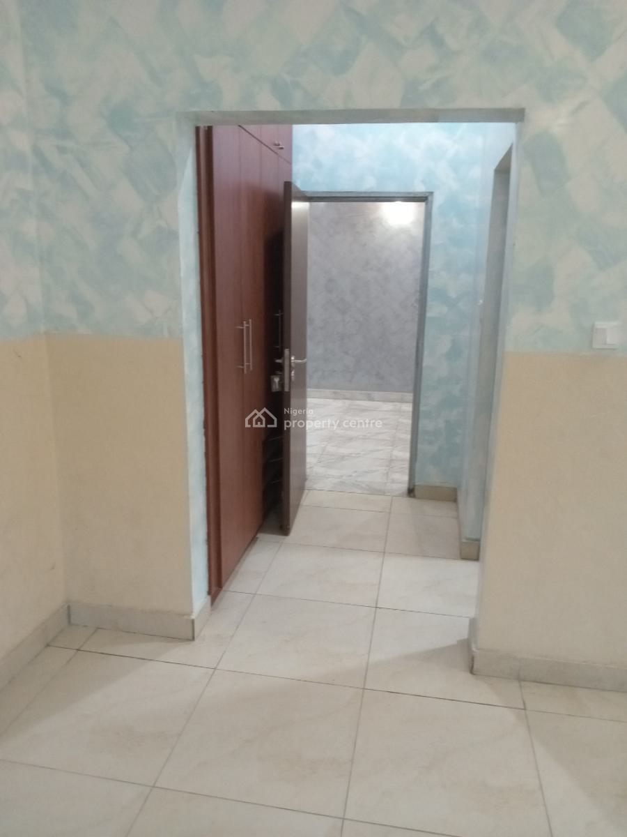 a Well-built Spacious 4bedroom Semi-detached Duplex, Jahi District ( Video of The House Is Attached), Jahi, Abuja, Semi-detached Duplex for Rent
