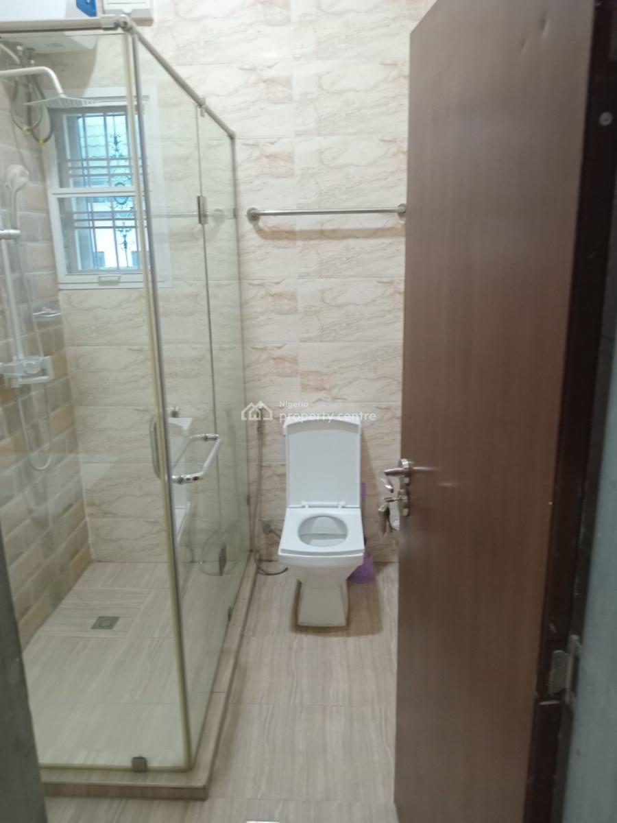 a Well-built Spacious 4bedroom Semi-detached Duplex, Jahi District ( Video of The House Is Attached), Jahi, Abuja, Semi-detached Duplex for Rent