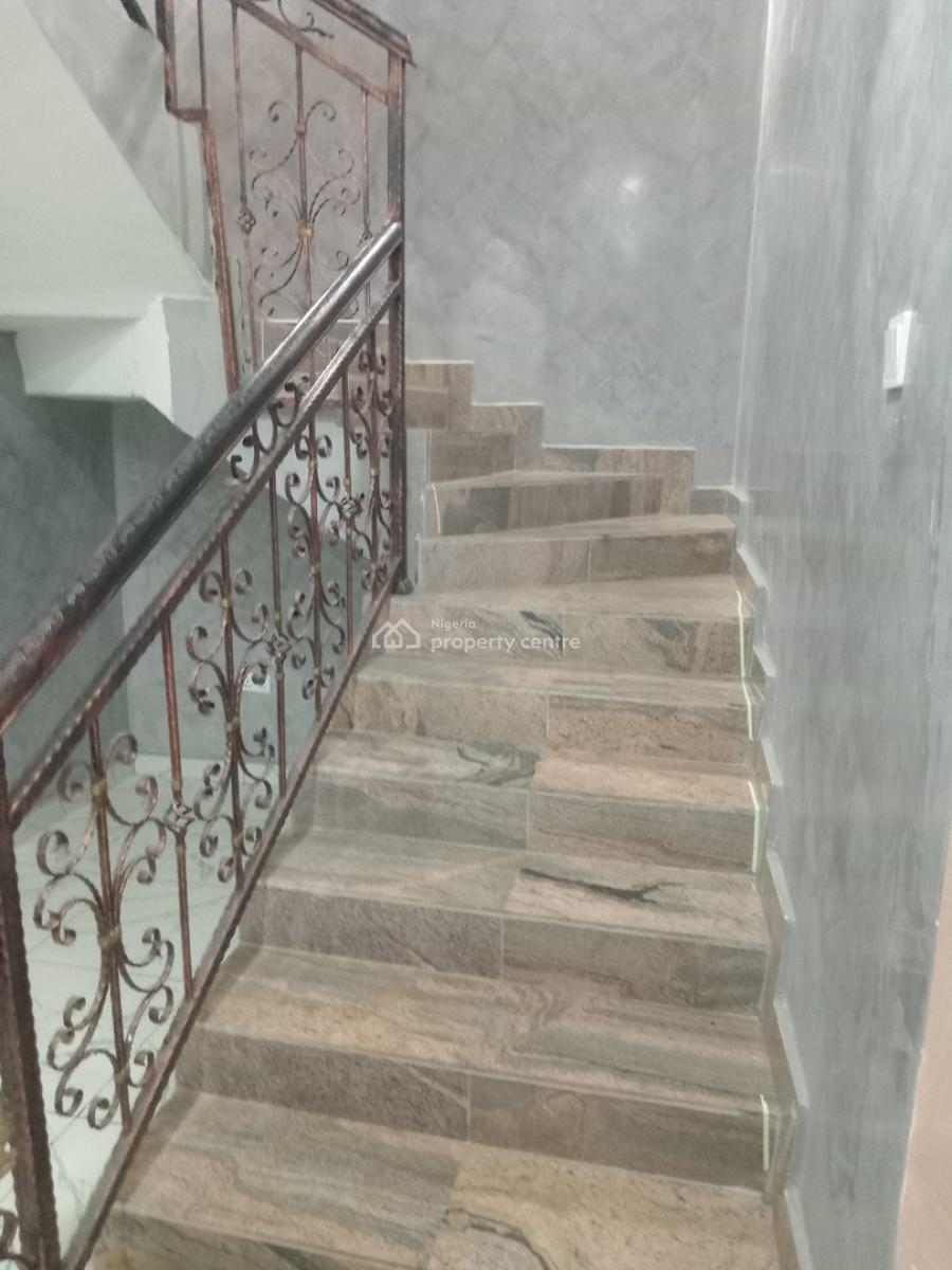a Well-built Spacious 4bedroom Semi-detached Duplex, Jahi District ( Video of The House Is Attached), Jahi, Abuja, Semi-detached Duplex for Rent