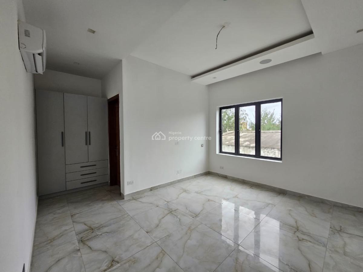5bedroom Semi Detached Duplex at Ikoyi, Banana Island Foreshore Estate, Banana Island, Ikoyi, Lagos, Semi-detached Duplex for Sale