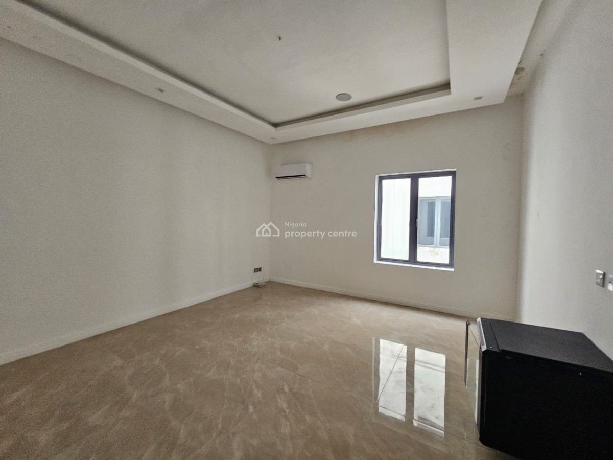 5bedroom Semi Detached Duplex at Ikoyi, Banana Island Foreshore Estate, Banana Island, Ikoyi, Lagos, Semi-detached Duplex for Sale