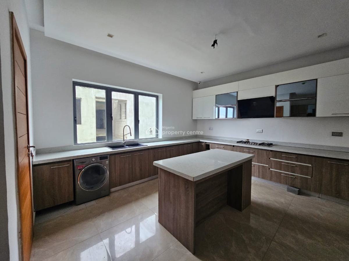 5bedroom Semi Detached Duplex at Ikoyi, Banana Island Foreshore Estate, Banana Island, Ikoyi, Lagos, Semi-detached Duplex for Sale