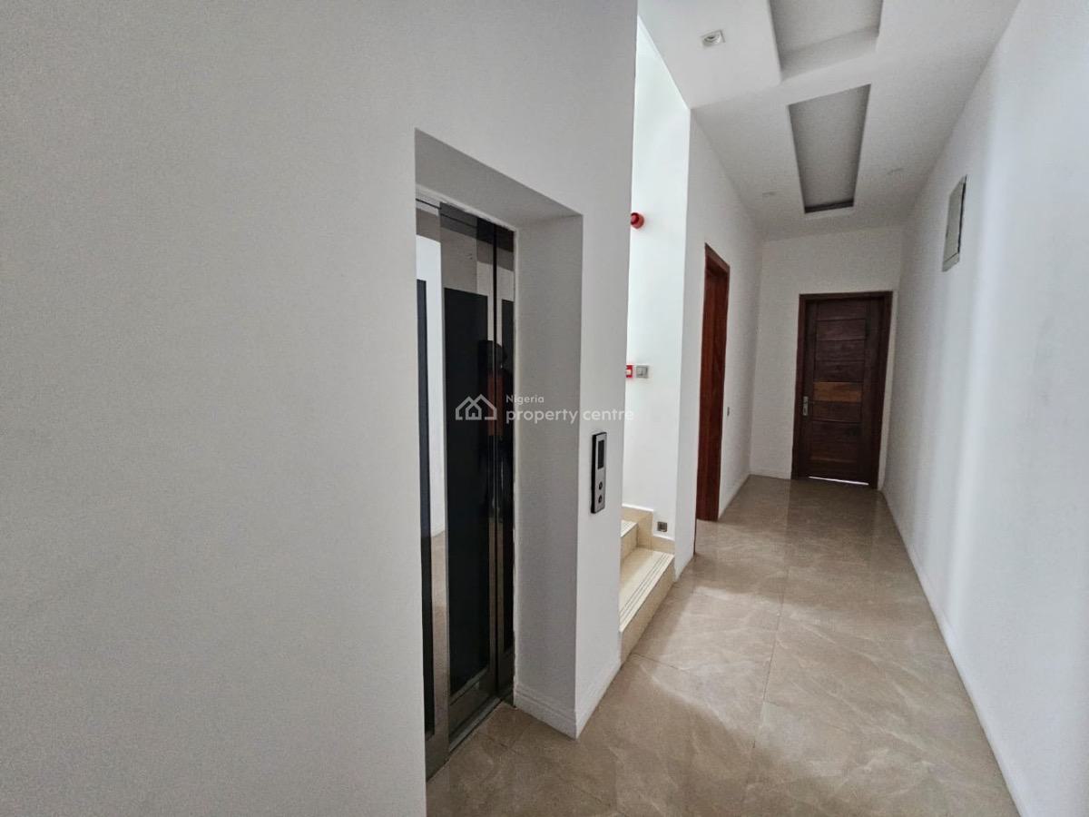 5bedroom Semi Detached Duplex at Ikoyi, Banana Island Foreshore Estate, Banana Island, Ikoyi, Lagos, Semi-detached Duplex for Sale