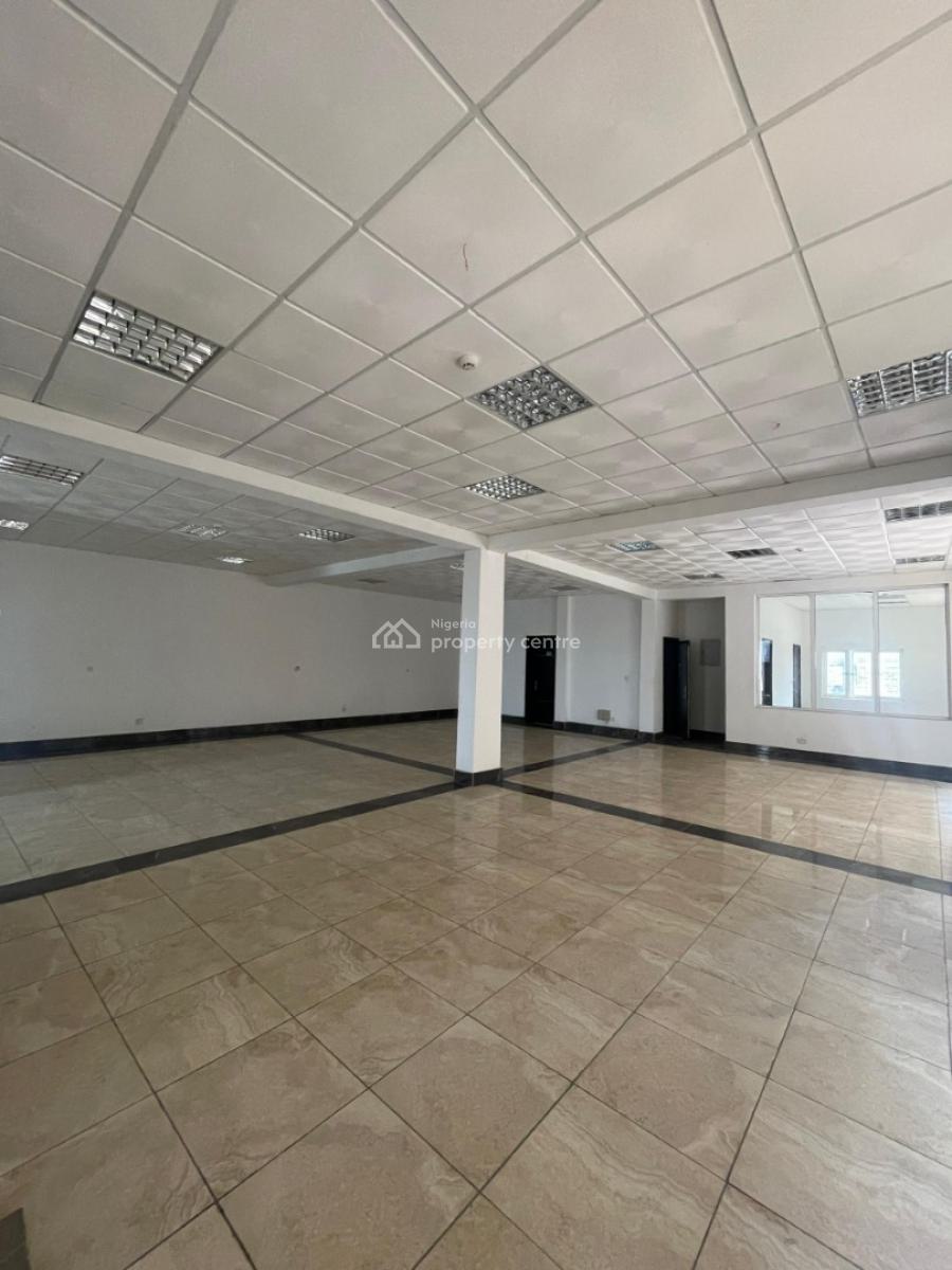Well Maintained Commercial Space, Ikate, Lekki, Lagos, Office Space for Rent