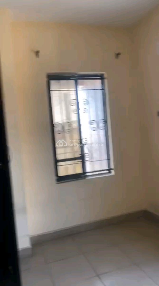 a Decent and Standard 3bedroom Apartment, Upstairs with All Rooms En-s, Agboyi Estate, Alapere, Ketu, Lagos, Flat / Apartment for Rent