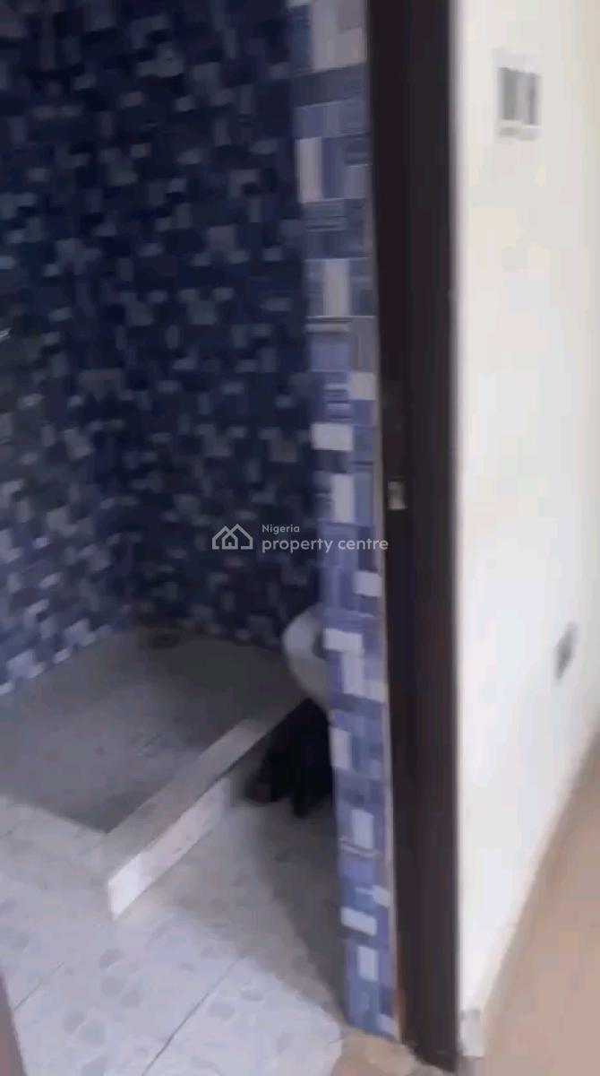 a Decent and Standard 3bedroom Apartment, Upstairs with All Rooms En-s, Agboyi Estate, Alapere, Ketu, Lagos, Flat / Apartment for Rent