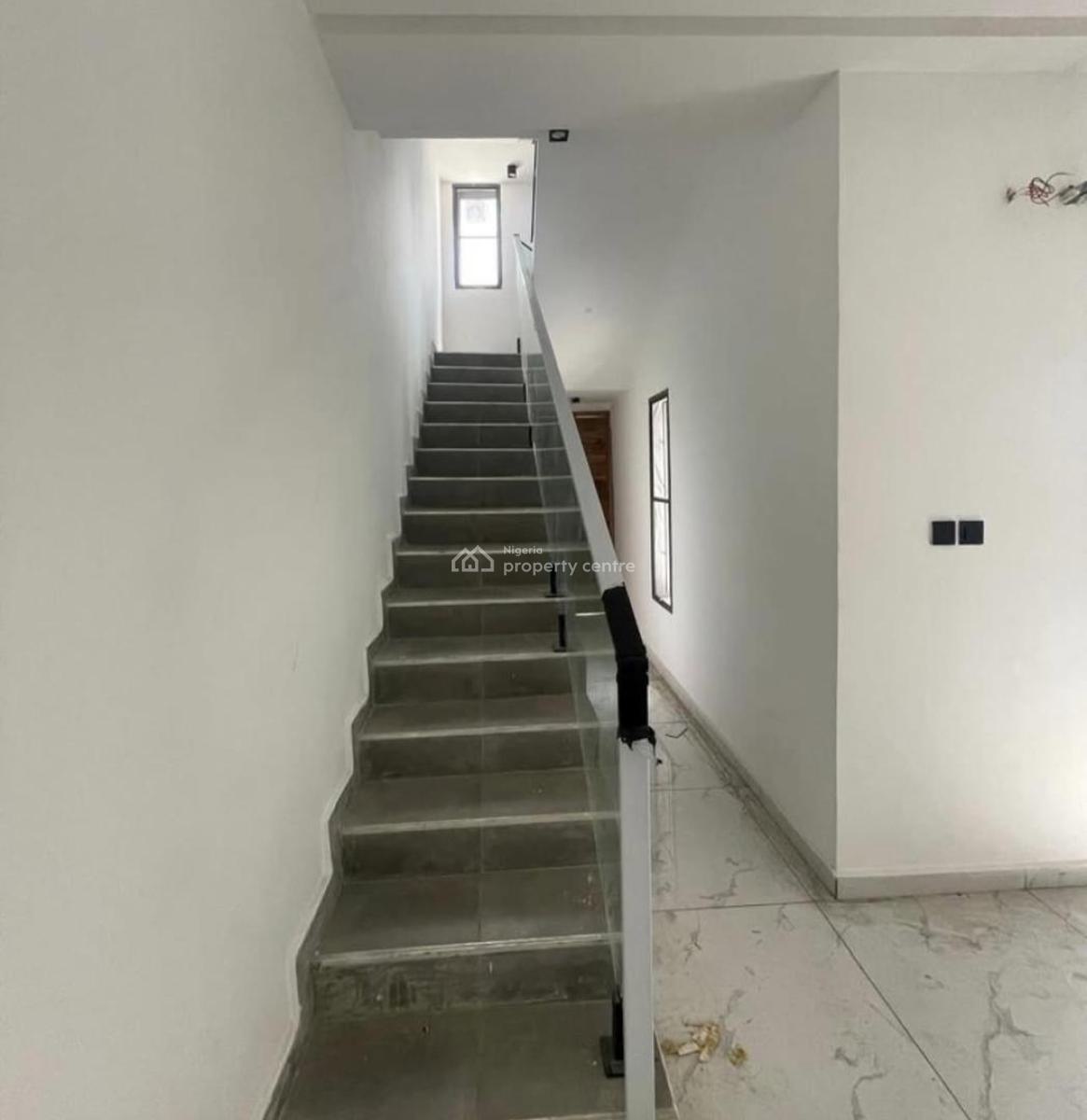 4-bedroom Terrace Duplex in Lekki Phase 1, Lekki Phase 1, Lekki, Lagos, Terraced Duplex for Sale