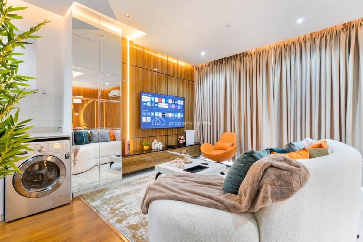 Luxury Two Bedroom with Ps5 and Pool, Lekki Phase 1, Lekki, Lagos, Flat / Apartment Short Let