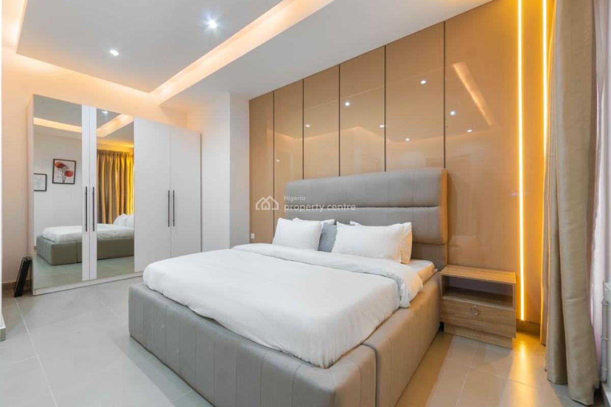 Luxury Two Bedroom with Ps5 and Pool, Lekki Phase 1, Lekki, Lagos, Flat / Apartment Short Let