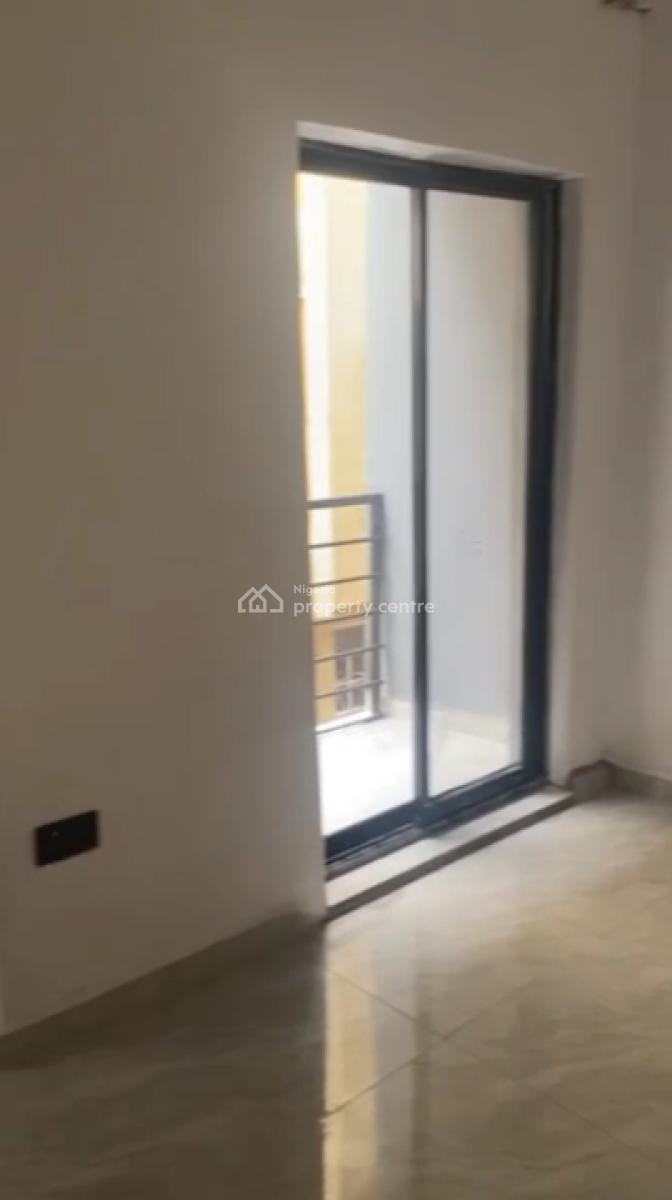 Luxury Newly Built Self Contain with Pop Ceiling and Kitchen Cabinet, Onike, Yaba, Lagos, Self Contain (single Rooms) for Rent