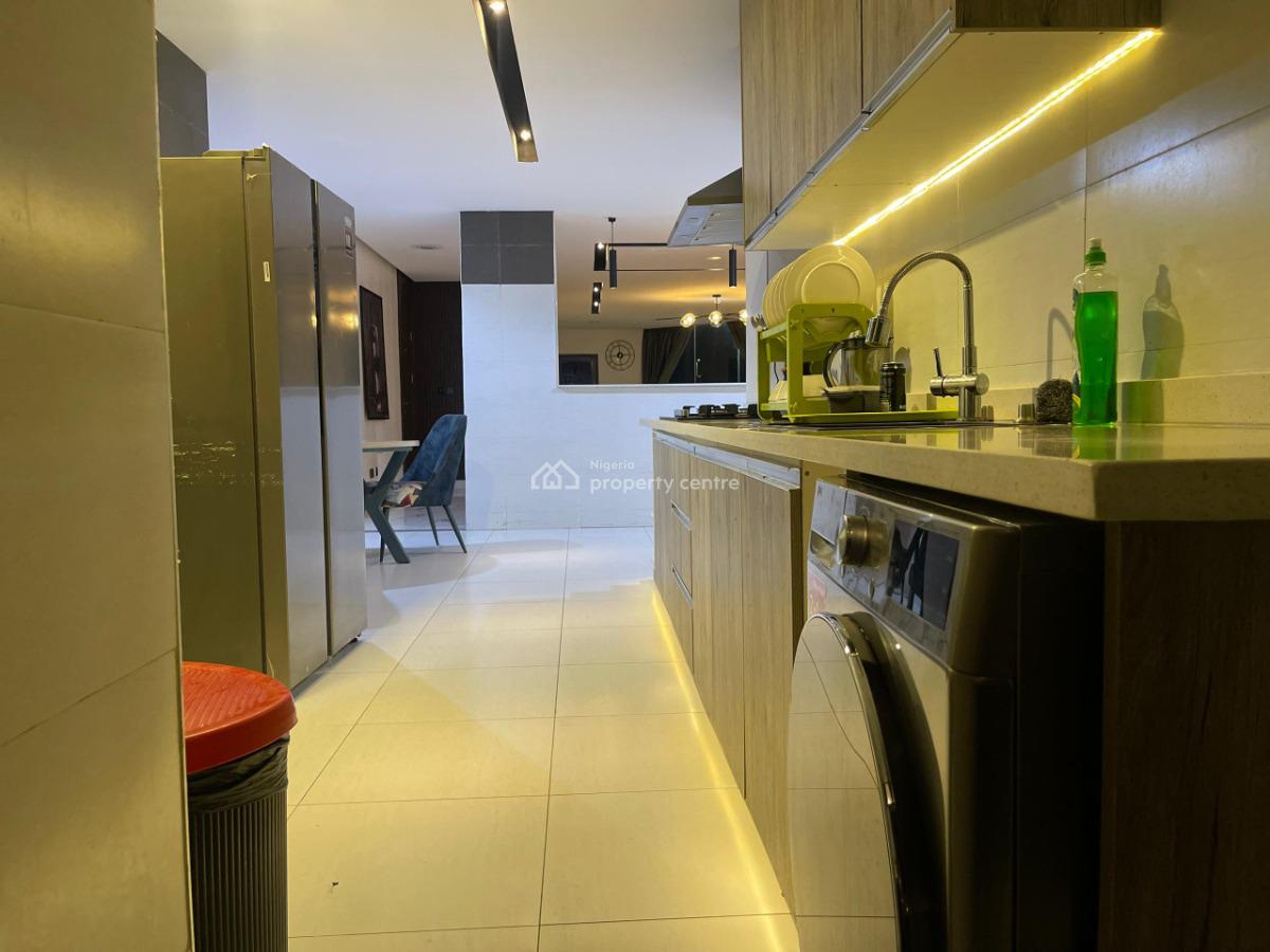 Waterfront 3-bedroom+swimming Pool+ps5+snooker, Lekki Phase 1, Lekki Phase 1, Lekki, Lagos, Flat / Apartment Short Let