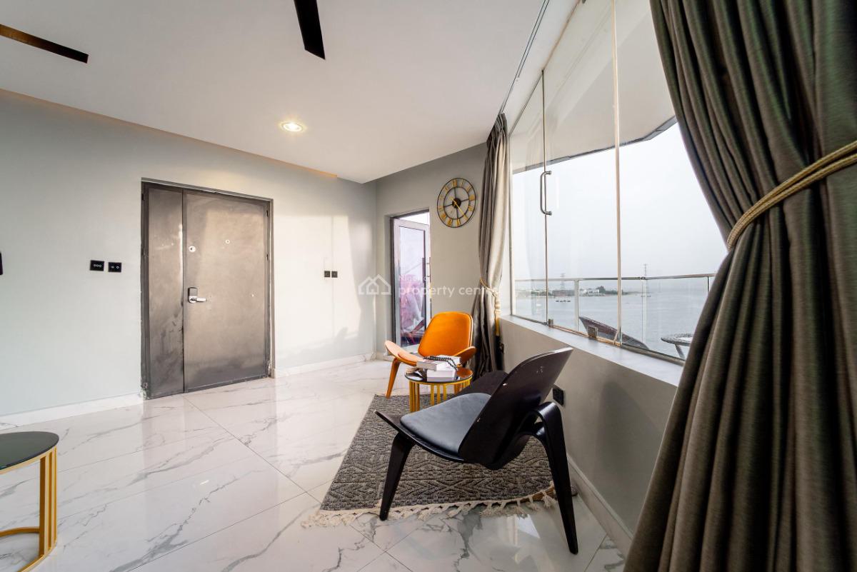 Waterfront 3-bedroom+swimming Pool+ps5+snooker, Lekki Phase 1, Lekki Phase 1, Lekki, Lagos, Flat / Apartment Short Let