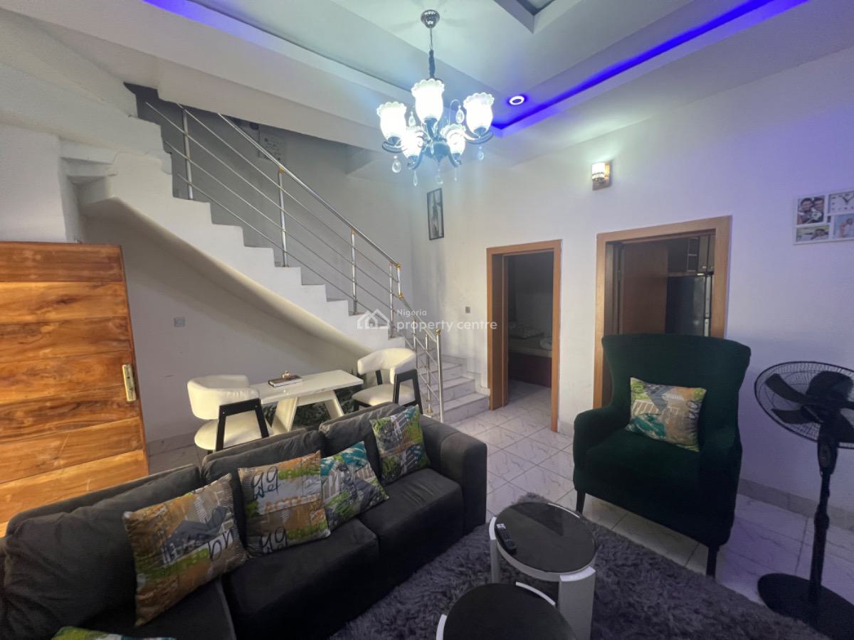 Standard 3 Bedroom Terrace Duplex, Ikota, Lekki, Lagos, Terraced Duplex for Rent