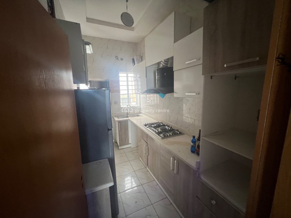 Standard 3 Bedroom Terrace Duplex, Ikota, Lekki, Lagos, Terraced Duplex for Rent