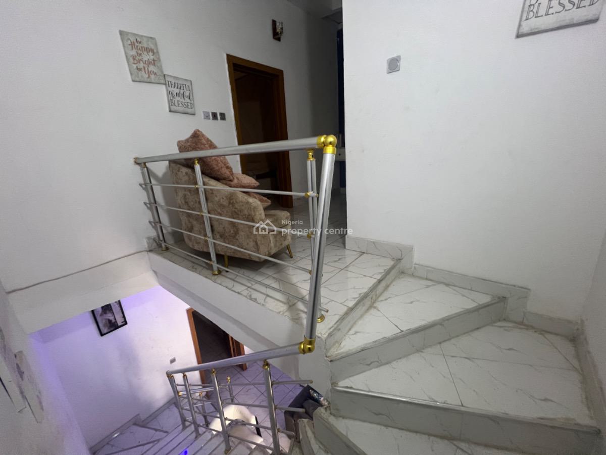 Standard 3 Bedroom Terrace Duplex, Ikota, Lekki, Lagos, Terraced Duplex for Rent