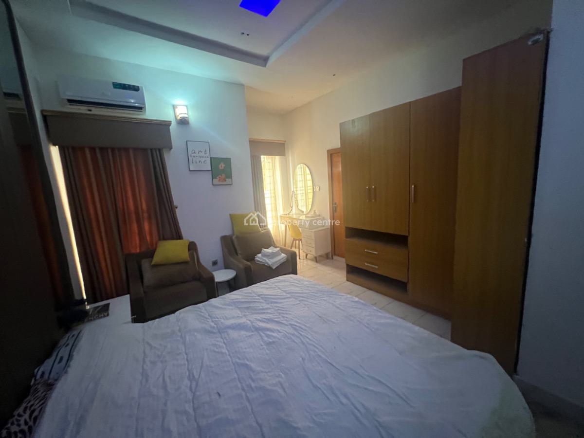 Standard 3 Bedroom Terrace Duplex, Ikota, Lekki, Lagos, Terraced Duplex for Rent